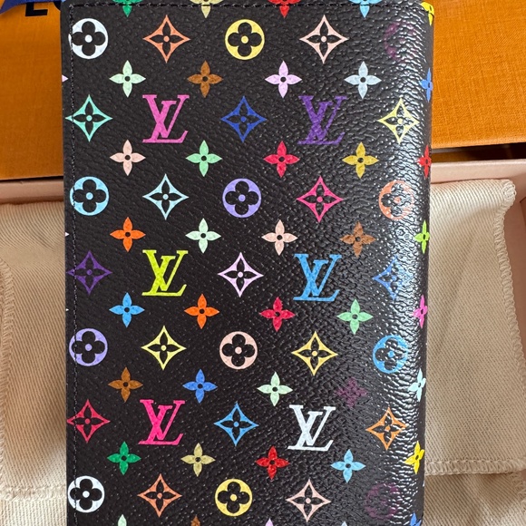 NWT Louis Vuitton Murakami 20th Anniversary LV x TM Passport Cover Black - Picture 2 of 6